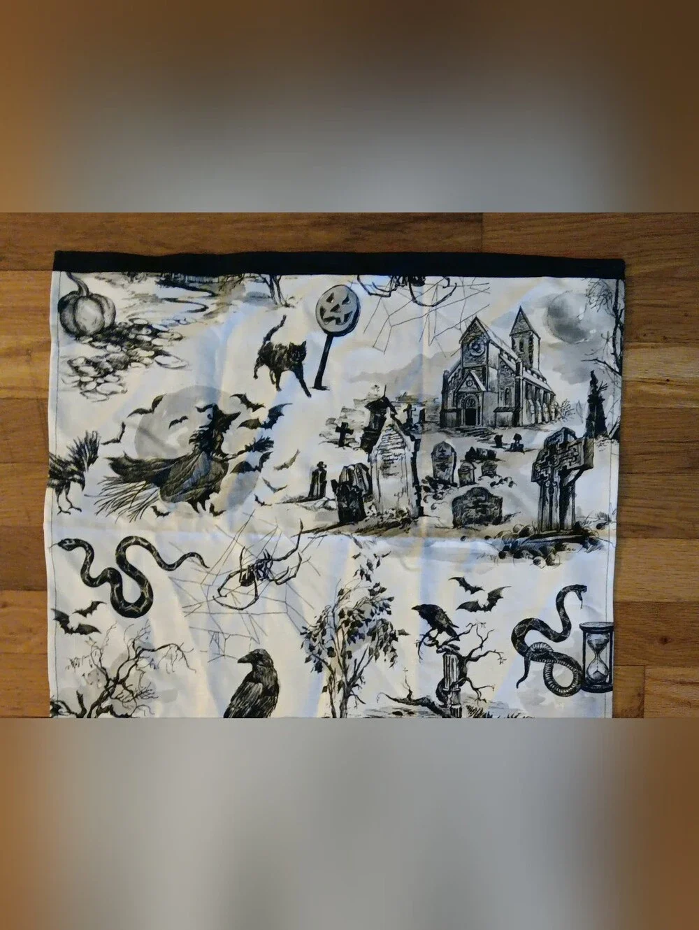 New Williams-Sonoma Spooky Soiree Kitchen Tea Towels Set/2 Halloween witch snake